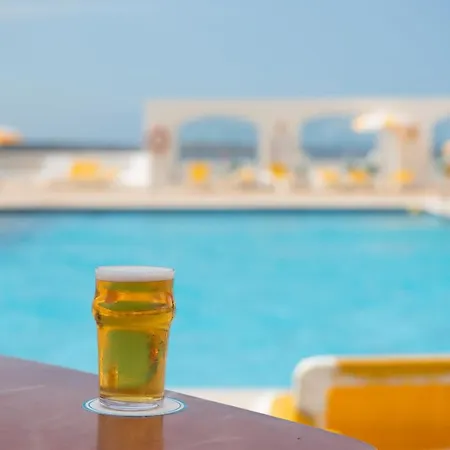 Seth Sa Mirada מלון דירות