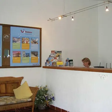 Seth Sa Mirada ארנל ד'אן קסטל